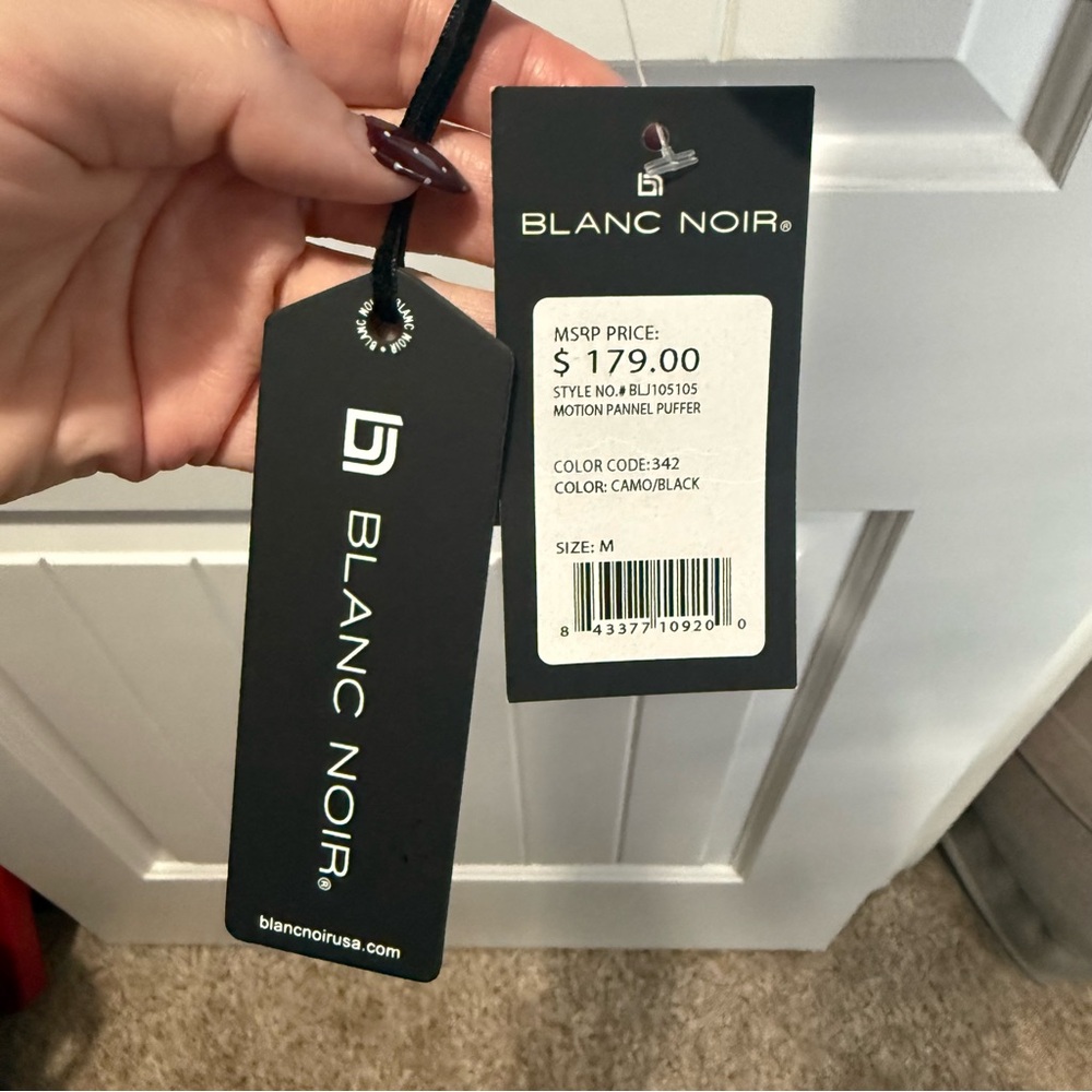 Blanc Noir Black Camo Motion Puffer